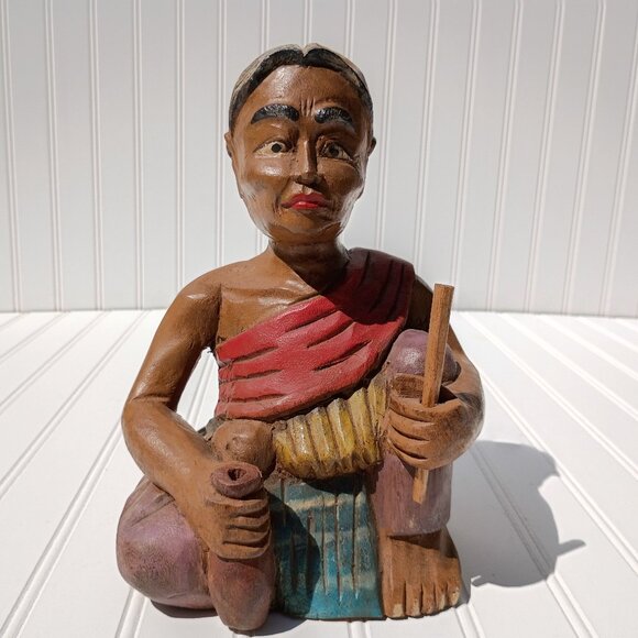 Old Indian Woman Wooden Statue Hand Carved Made in India Vintage Sculpture MCM - Picture 1 of 16